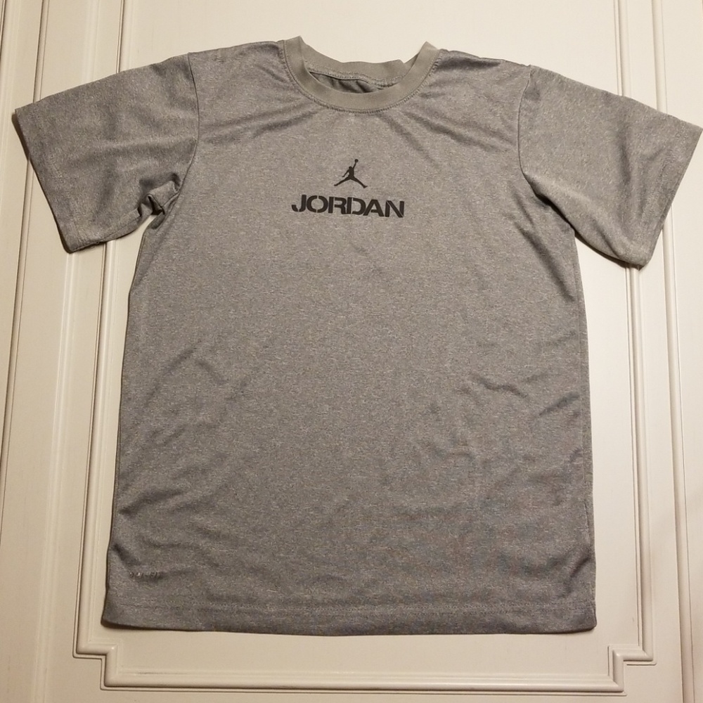 Jordan dry-fit tee